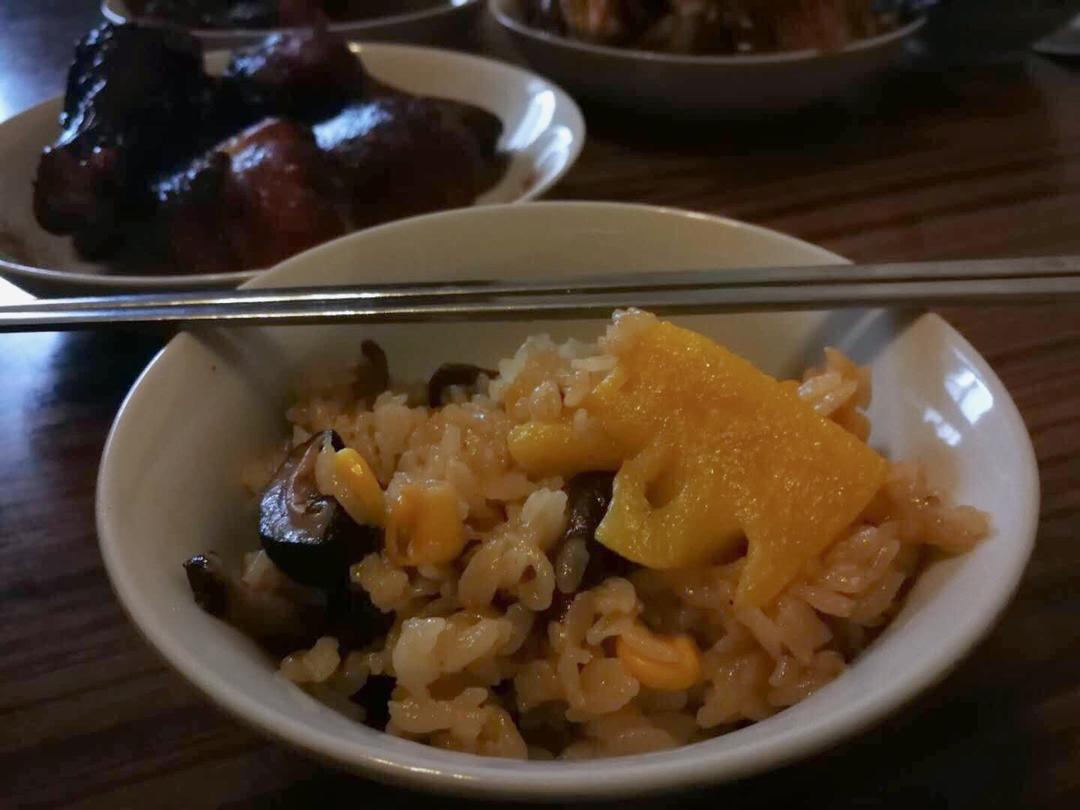 两只鸡腿饭——电饭煲轻松做