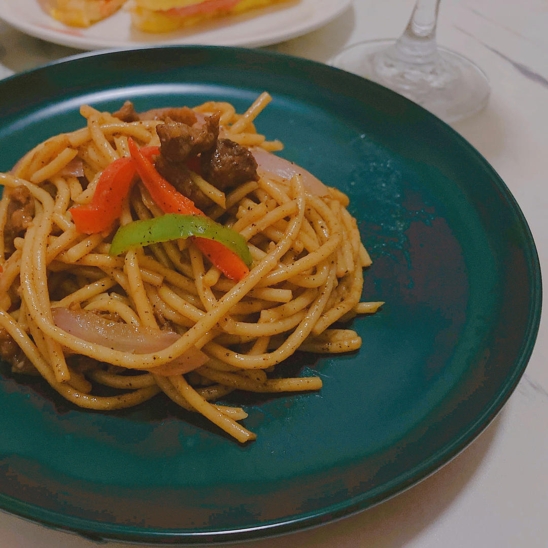 比餐厅好吃的黑椒牛柳意面🍝零失败简单教程