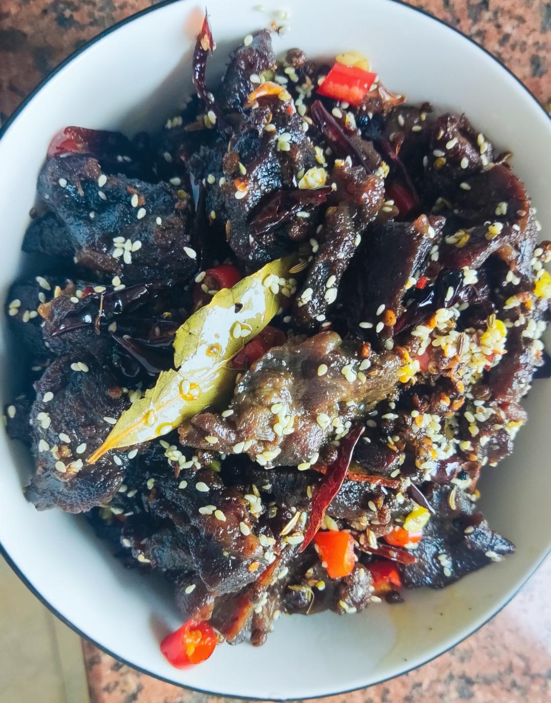 自制麻辣牛肉干，下酒或小零食