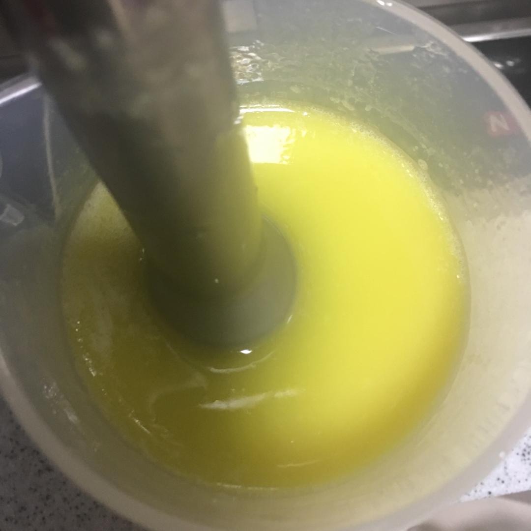 用料理棒做沙拉酱