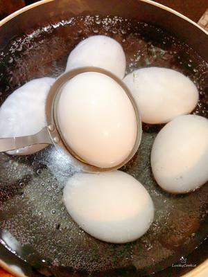 简单快手的日式溏心卤蛋（零失败详细图解）的做法 步骤2