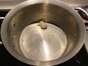 冰箱清道夫cheese fondue的做法 步骤2