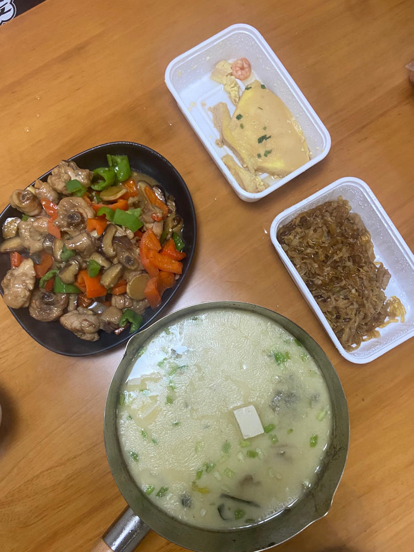 奶白鲫鱼豆腐汤|一条鱼最后的温柔