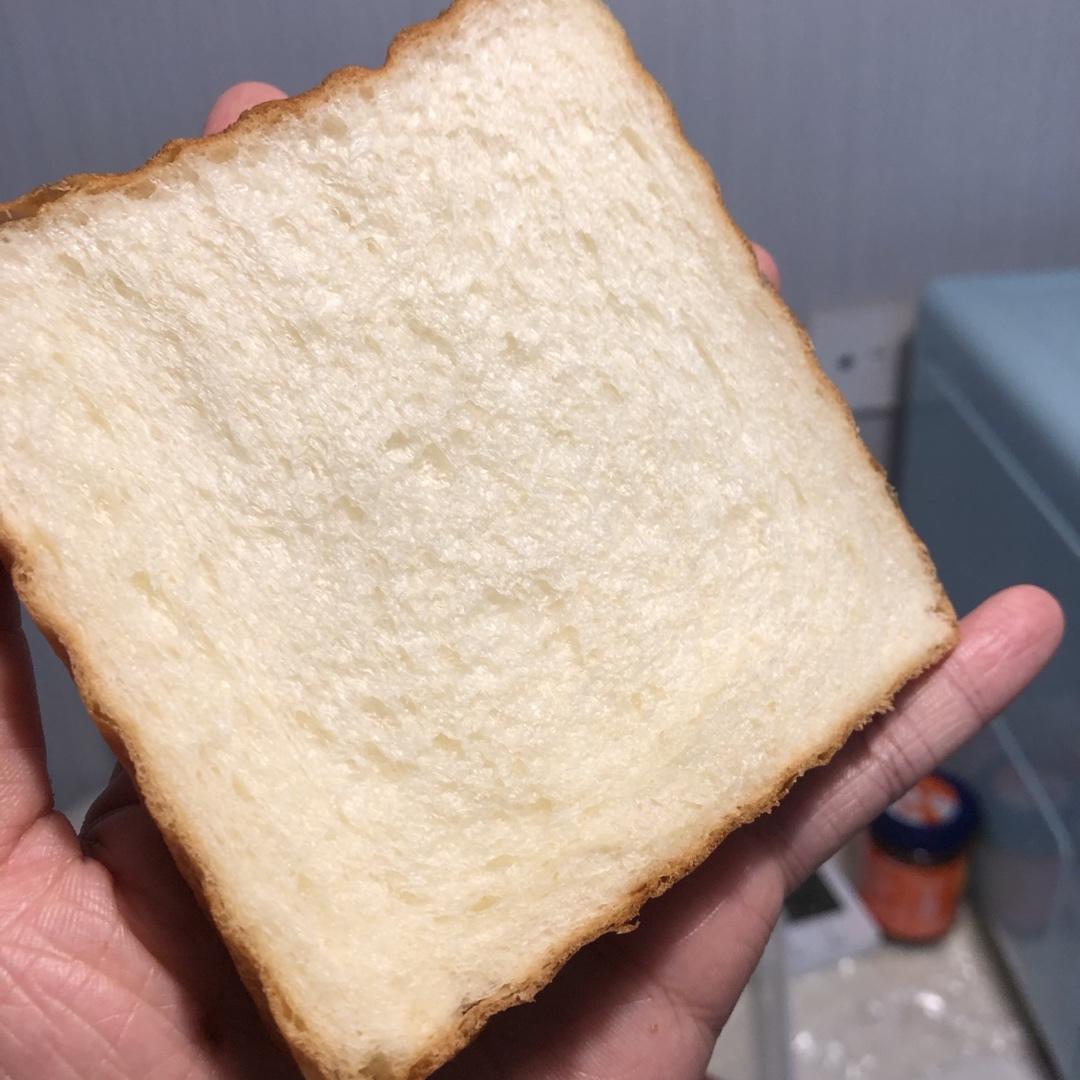 超润的酸奶吐司