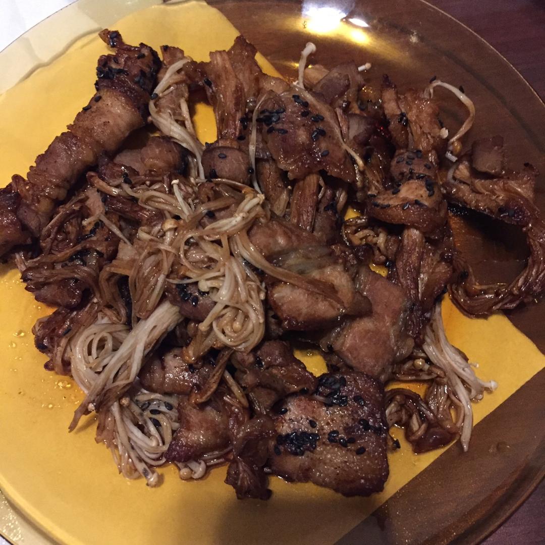 烤五花肉（五花肉+金针菇）