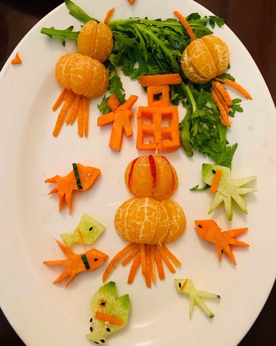 大红灯笼高高挂