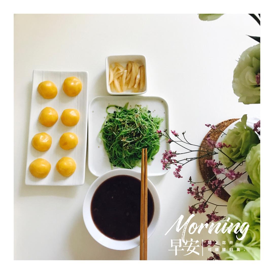 奶香糯米窝窝头