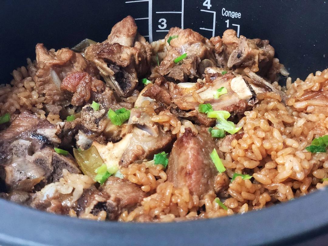排骨焖饭