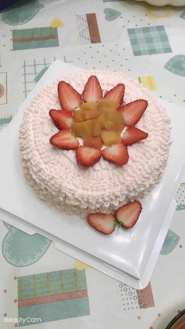 8寸水果生日蛋糕