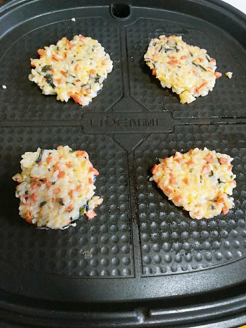 剩米饭紫菜饼