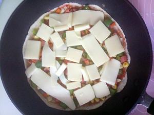 饺子皮版pizza平底锅披萨的做法 步骤5