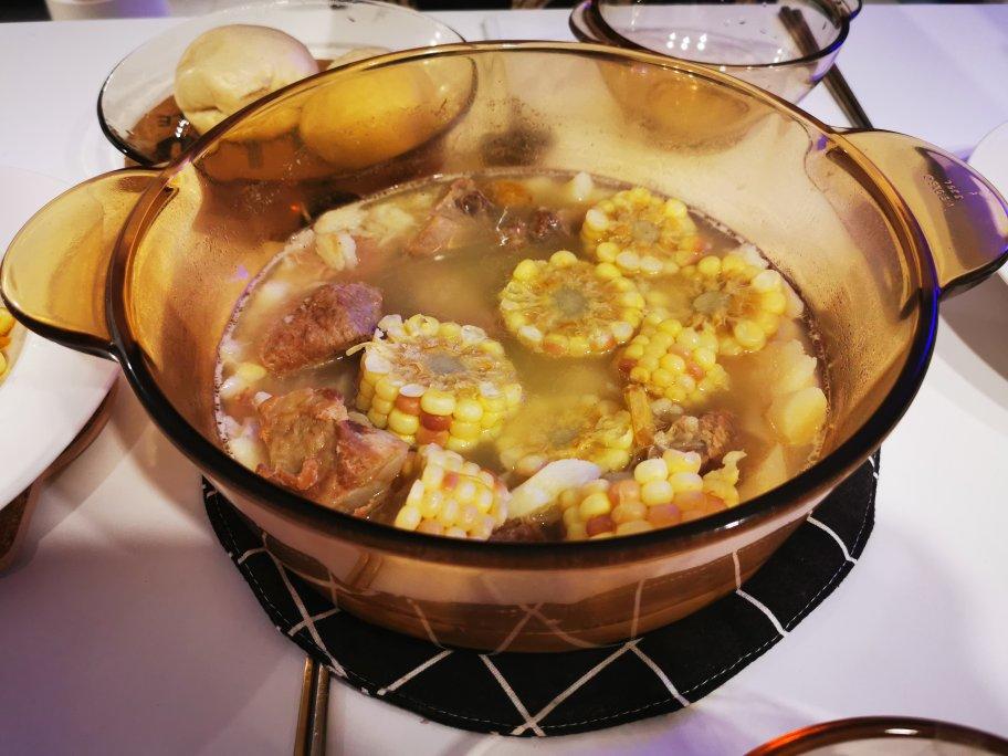 排骨山药玉米汤