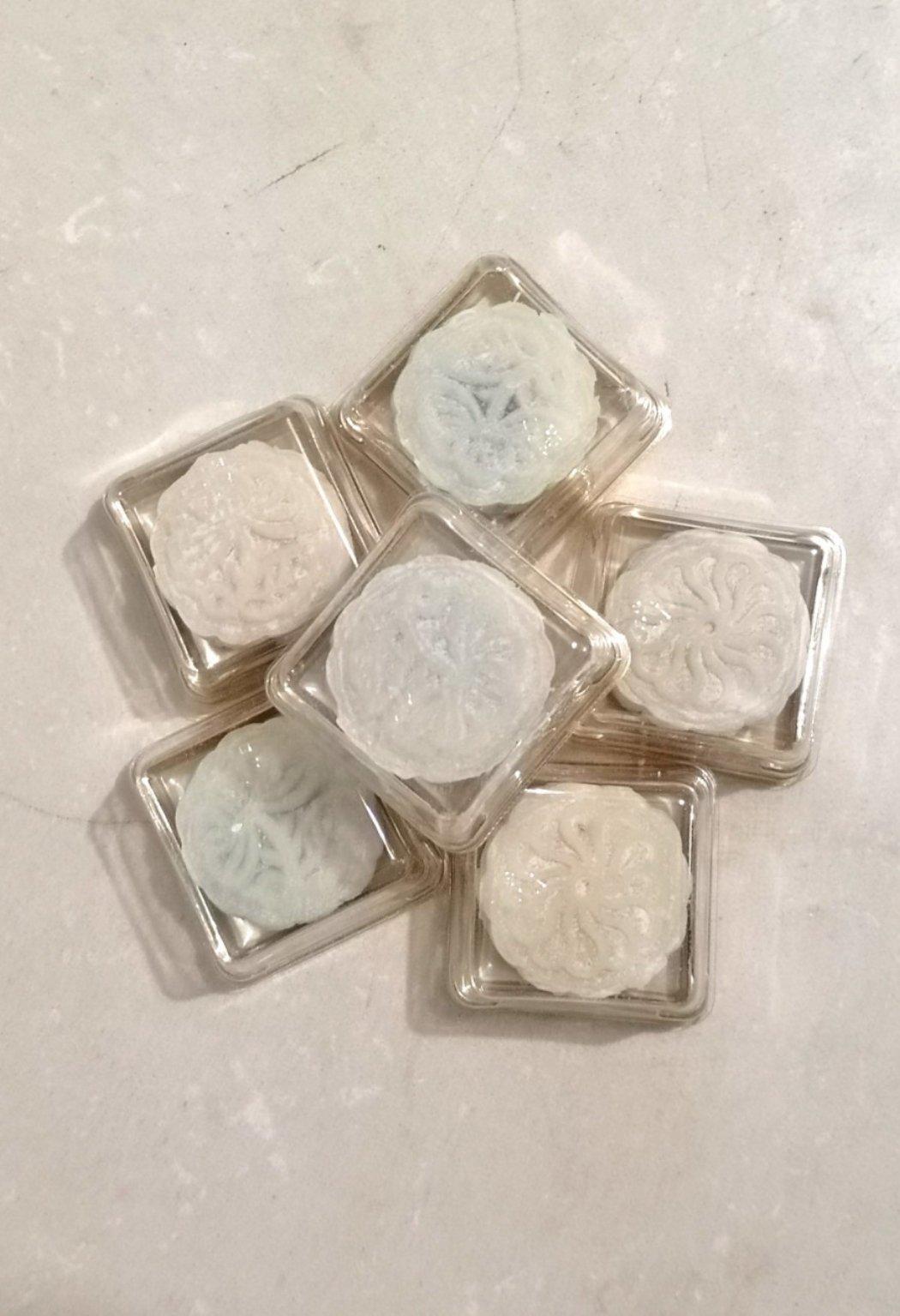 好吃到哭的冰皮月饼（细腻绿豆沙/榴莲）