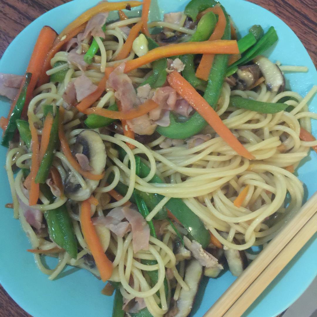 快手炒面，好吃得直不起腰—海外党必收藏