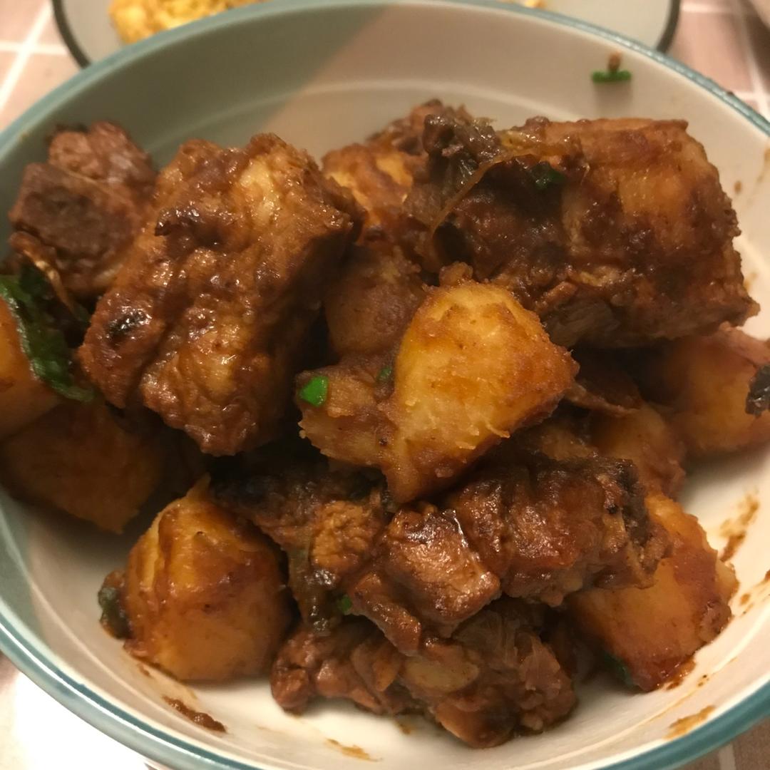 酱烧土豆排骨