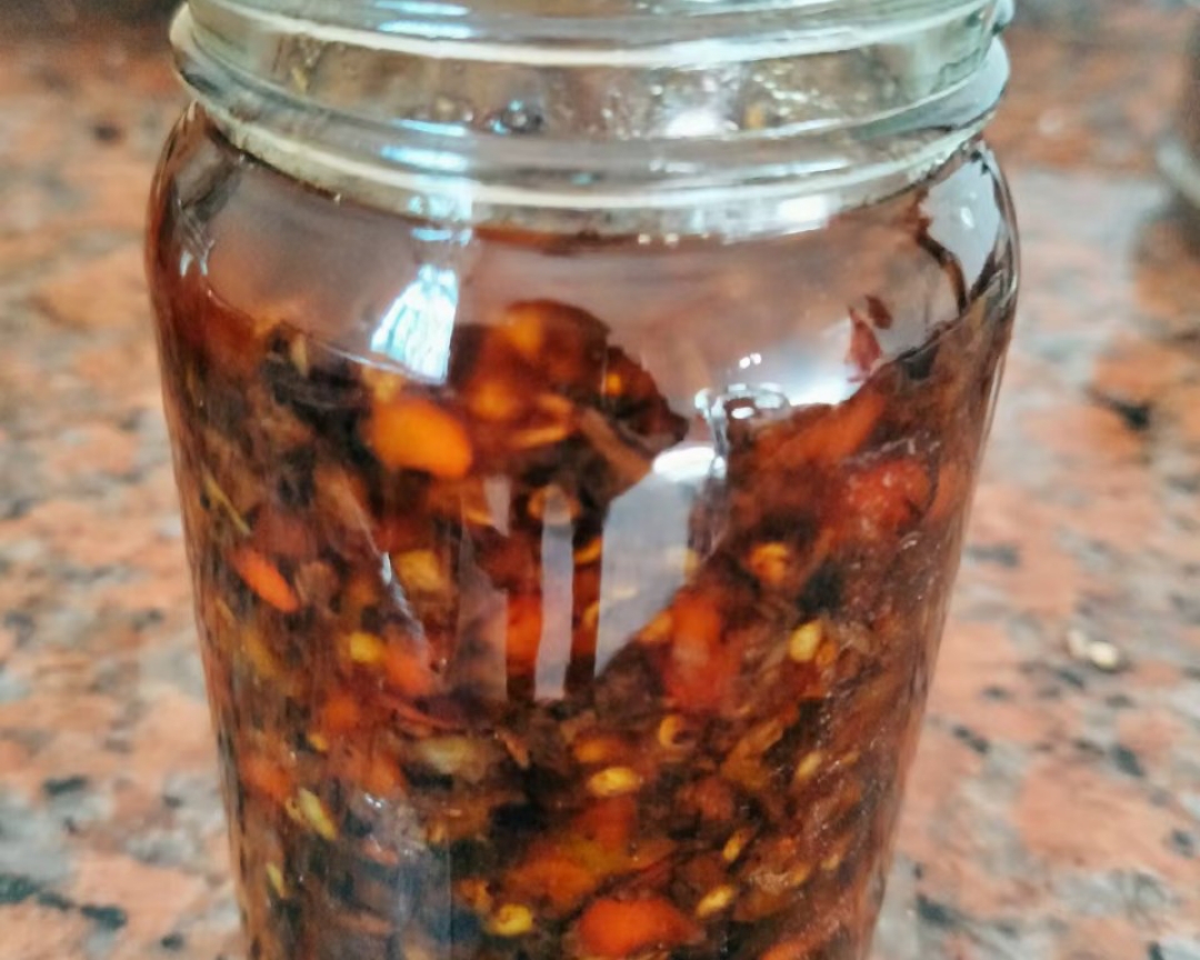 自制蒜蓉豆豉辣椒酱的做法 步骤4