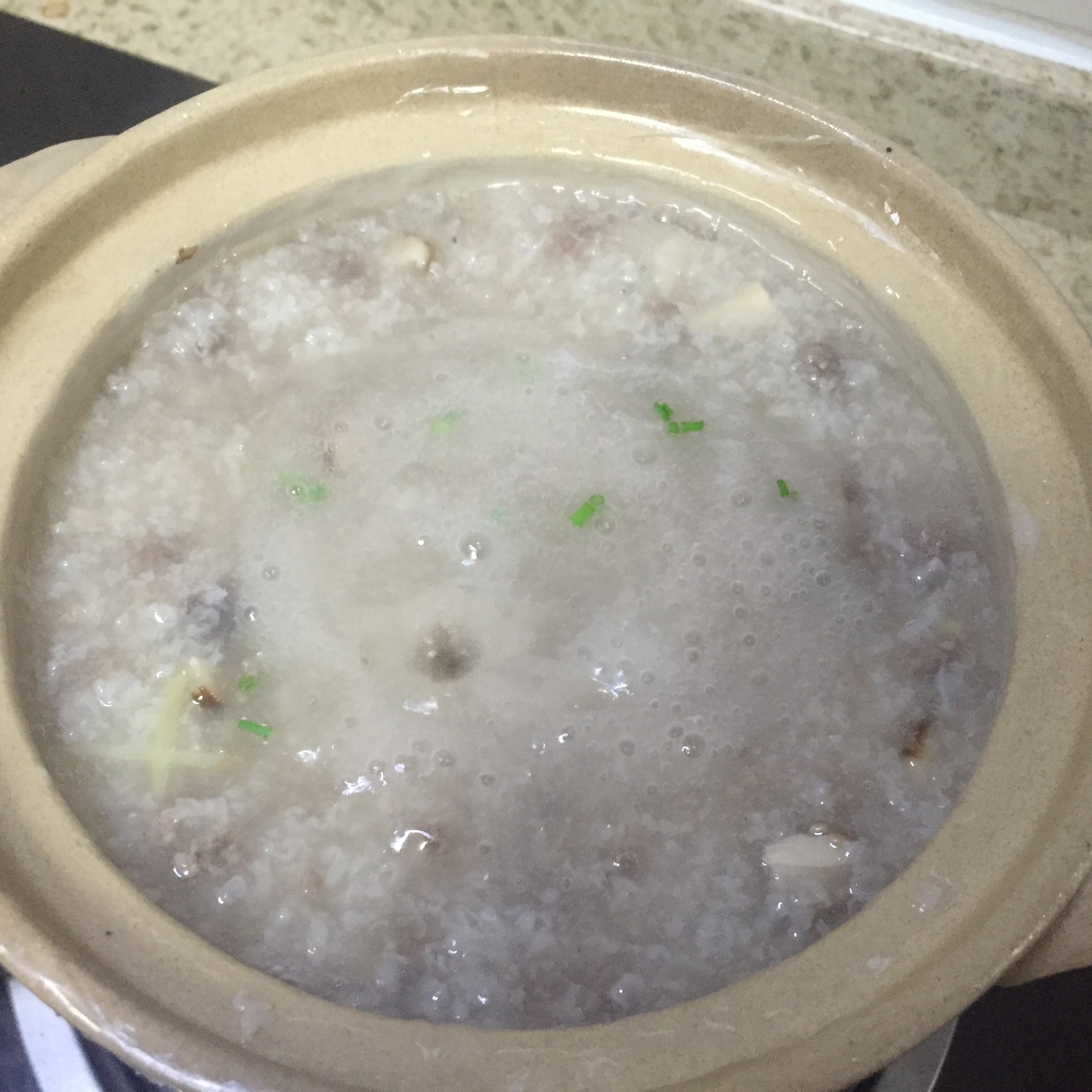 香菇生滚牛肉窝蛋粥