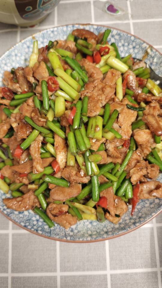 蒜苔炒肉末，三碗米饭都不够吃