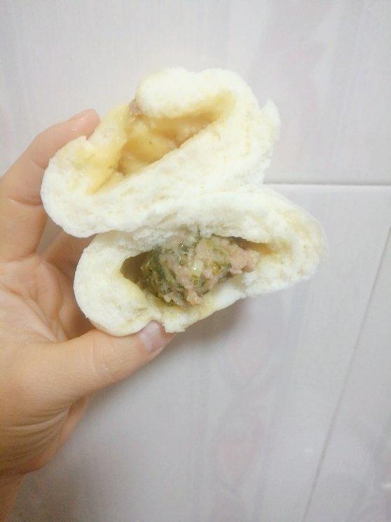 酸菜肉包子