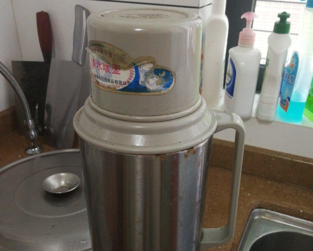 快手微波炉燕麦粥的做法 步骤2