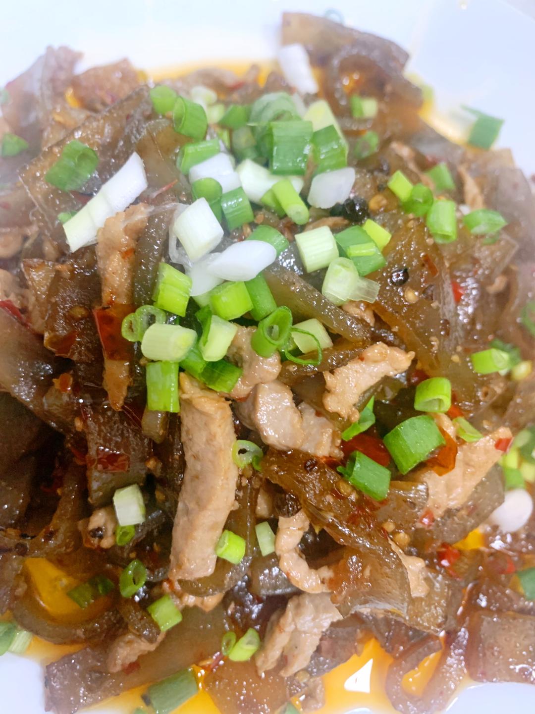 重庆妈妈菜之苕皮肉丝的做法
