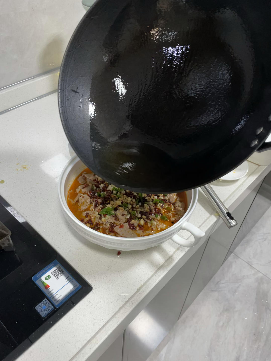 厨师长教你：“水煮肉片”的正宗做法，这味道真的很四川