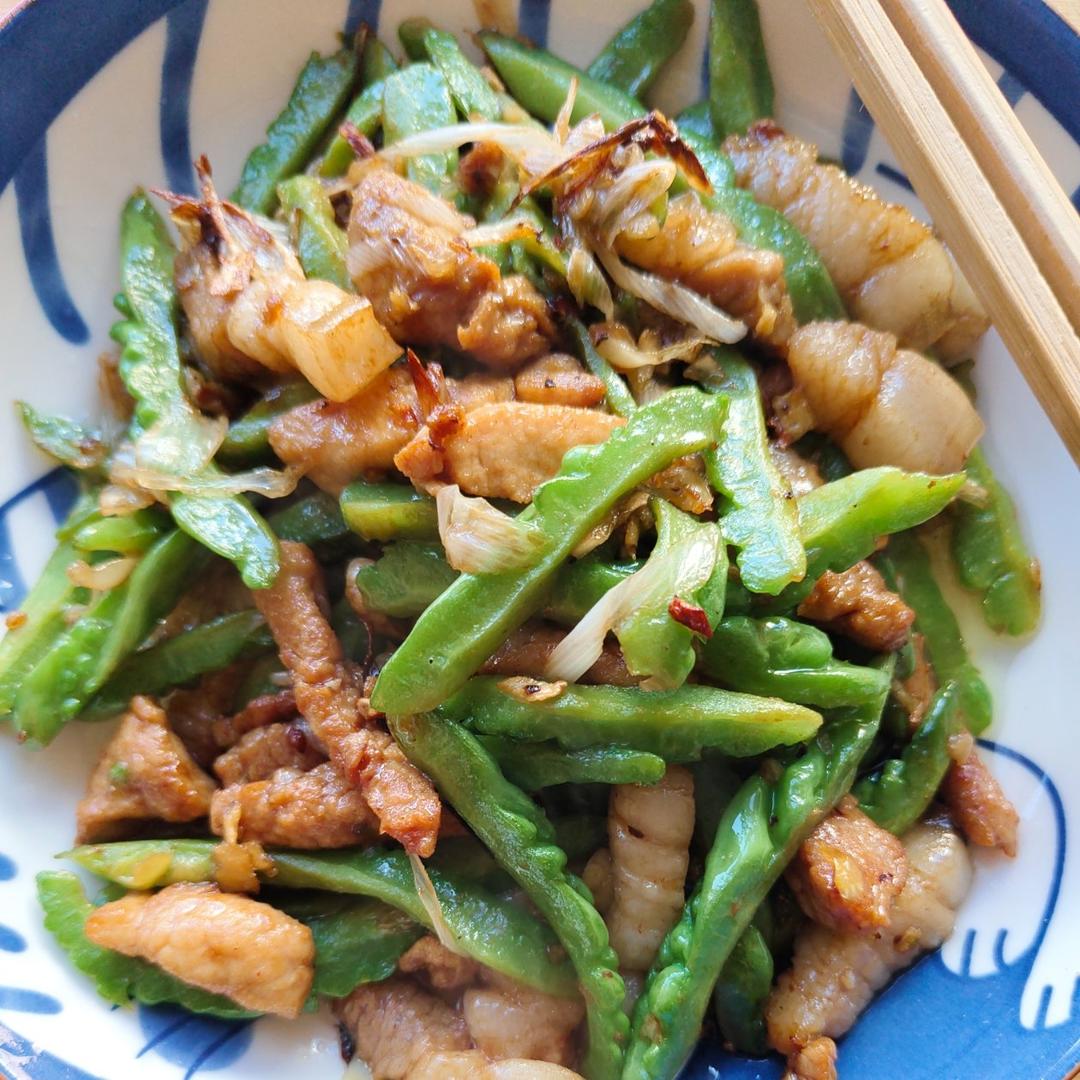 不是特别苦的苦瓜炒肉