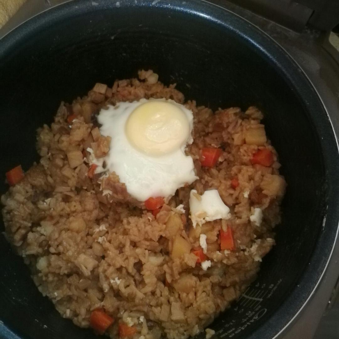 土豆焖饭（电饭锅版）