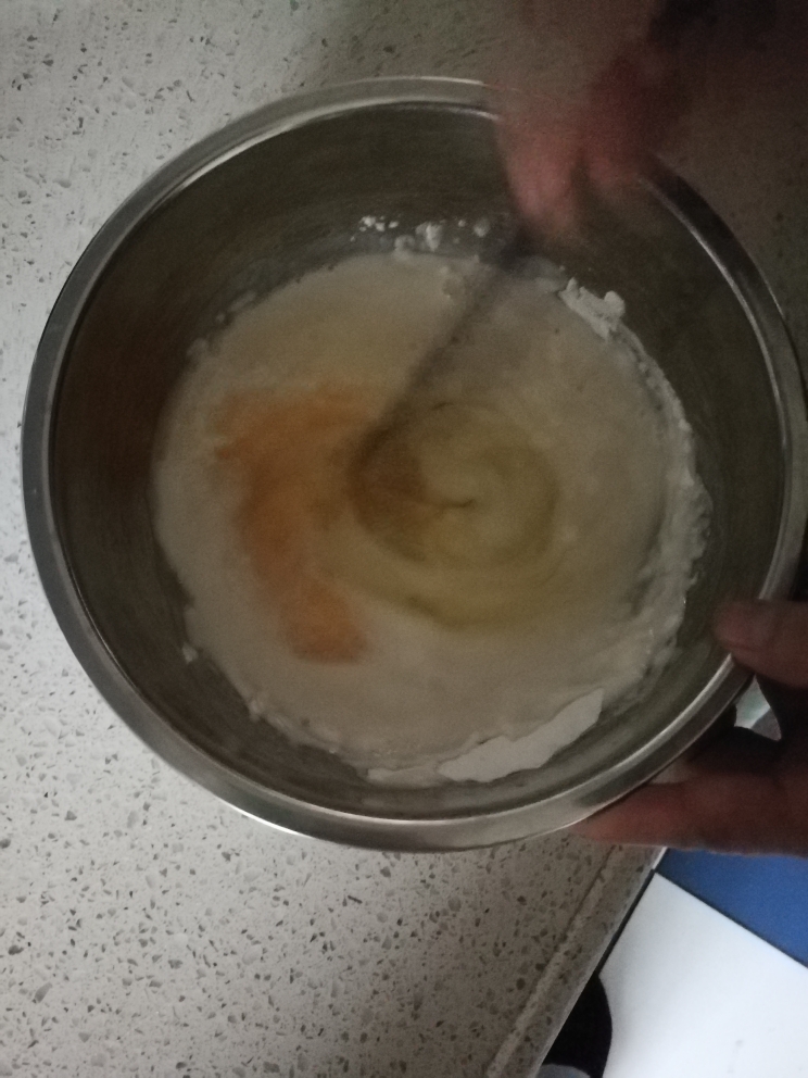 白糖锅炸的做法 步骤1