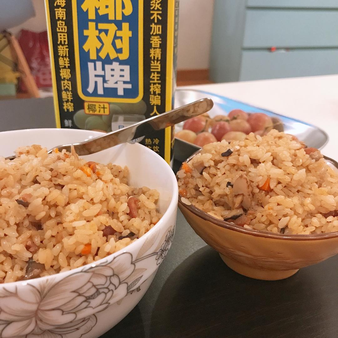 电饭锅香菇香肠饭(●´∀｀●)