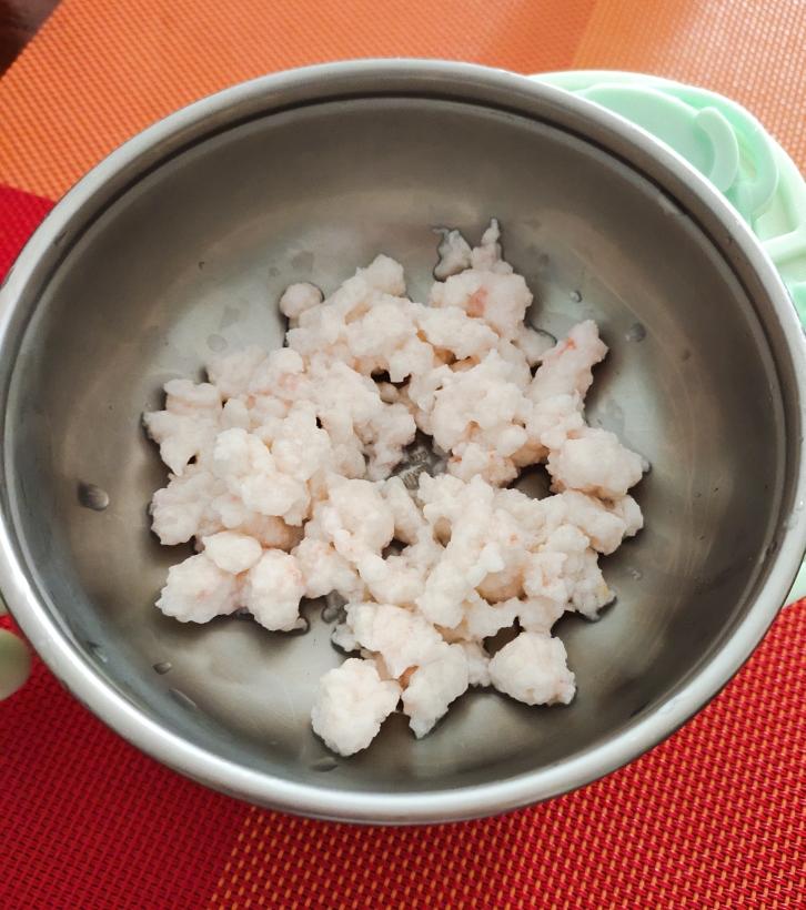 宝宝辅食滑嫩虾丸的做法