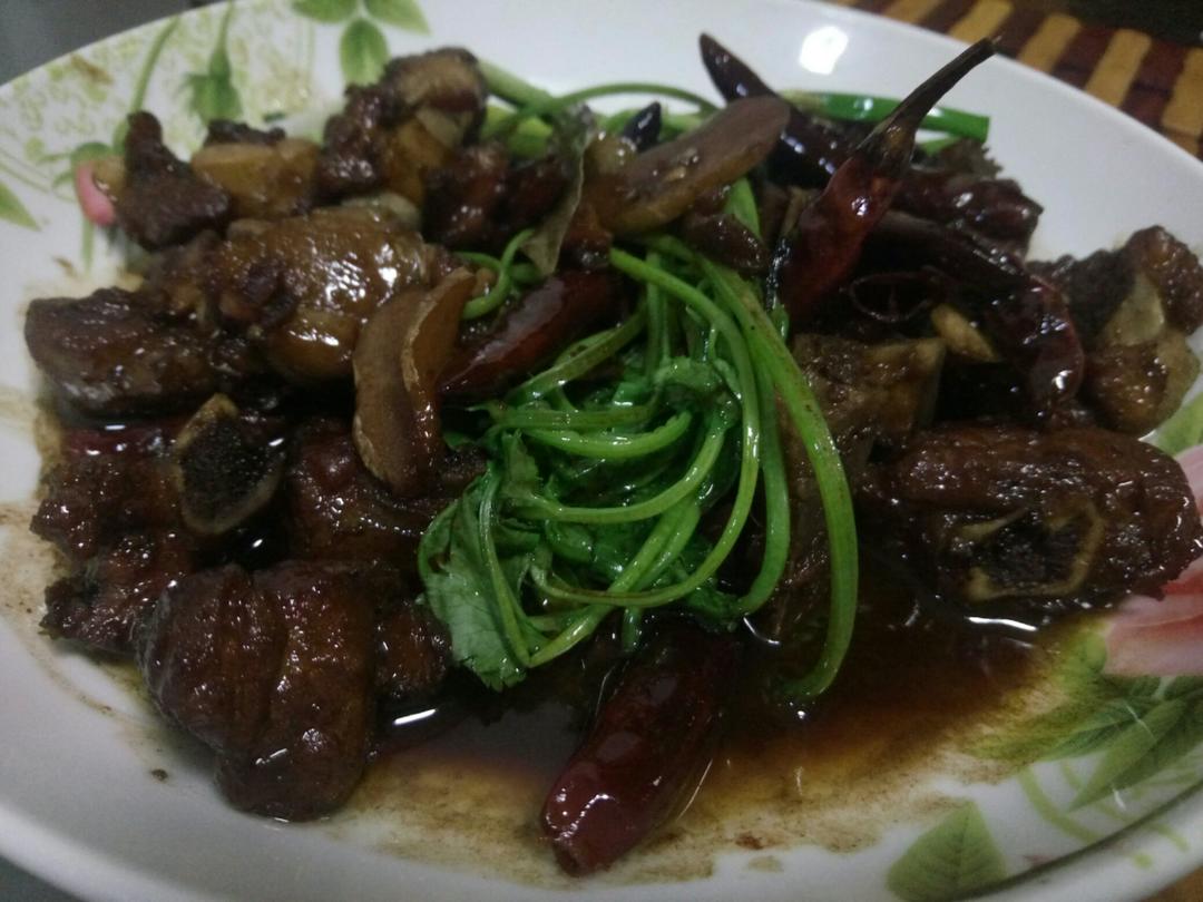 12道锋味之红酒炖排骨