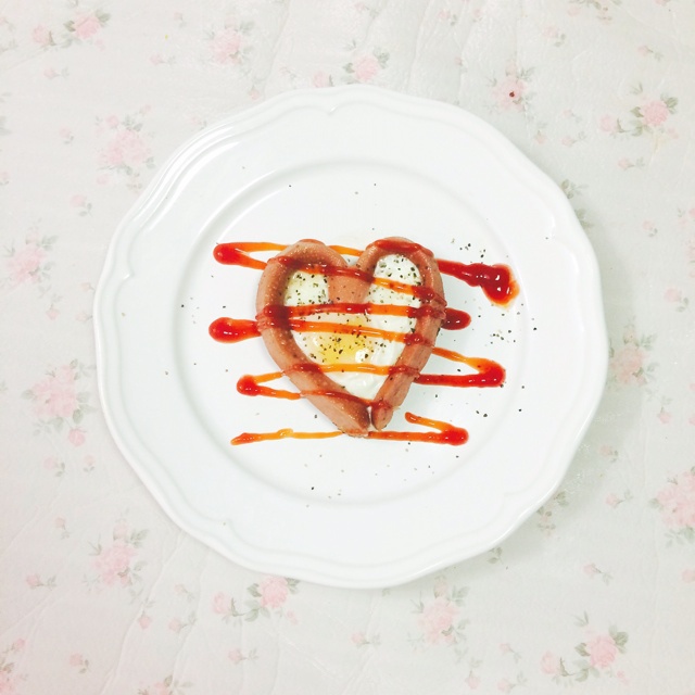爱心香肠煎蛋