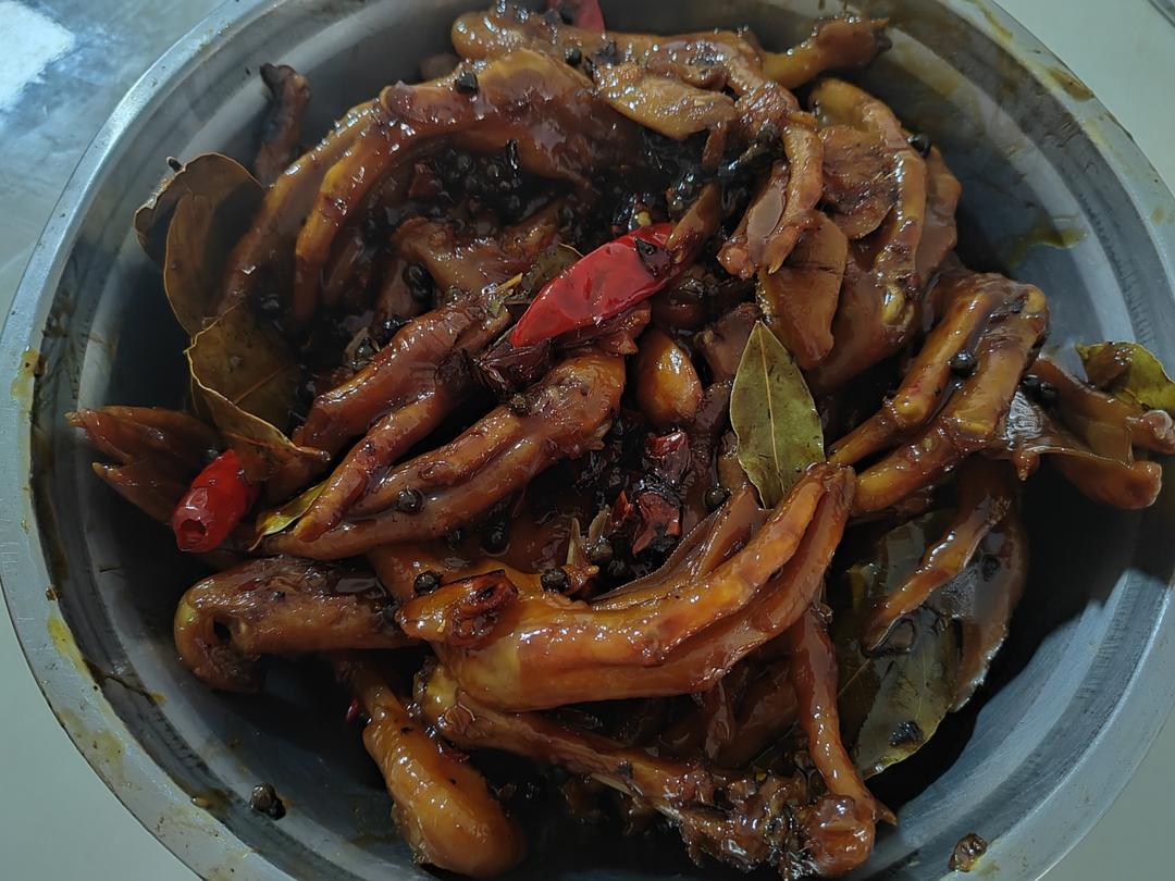 卤水鸭爪