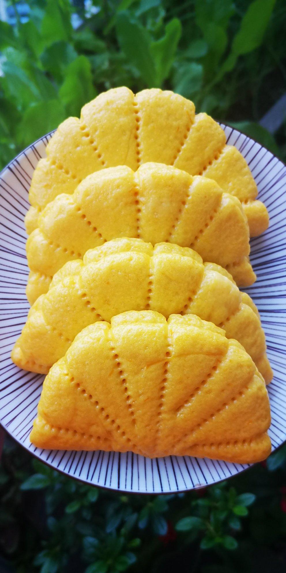 jasmine吕做的南瓜荷叶饼