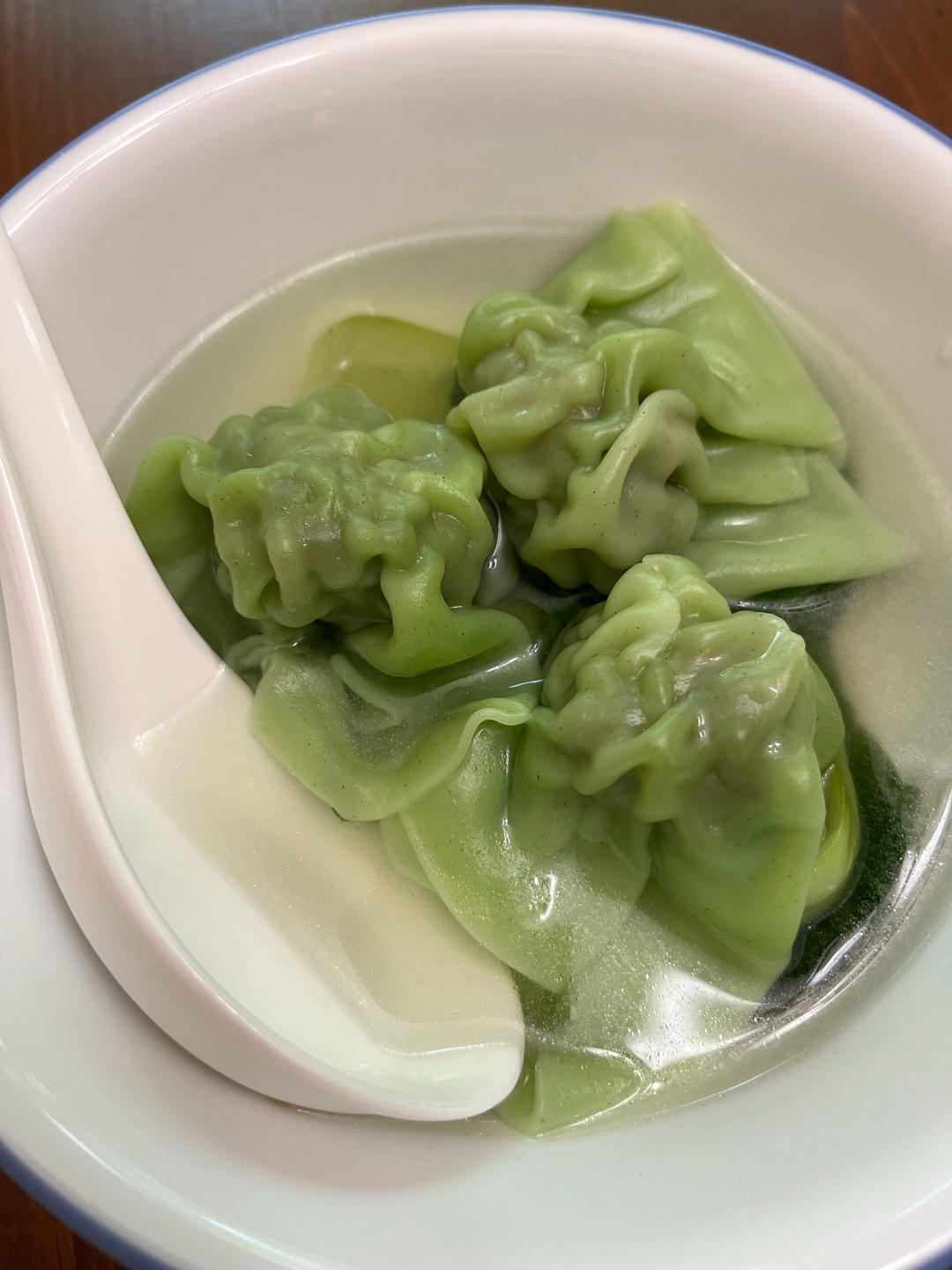 经典港式鲜虾云吞面