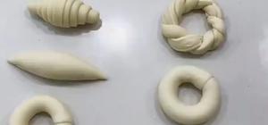 面包🍞️🍕️🍔️🍔️的封面