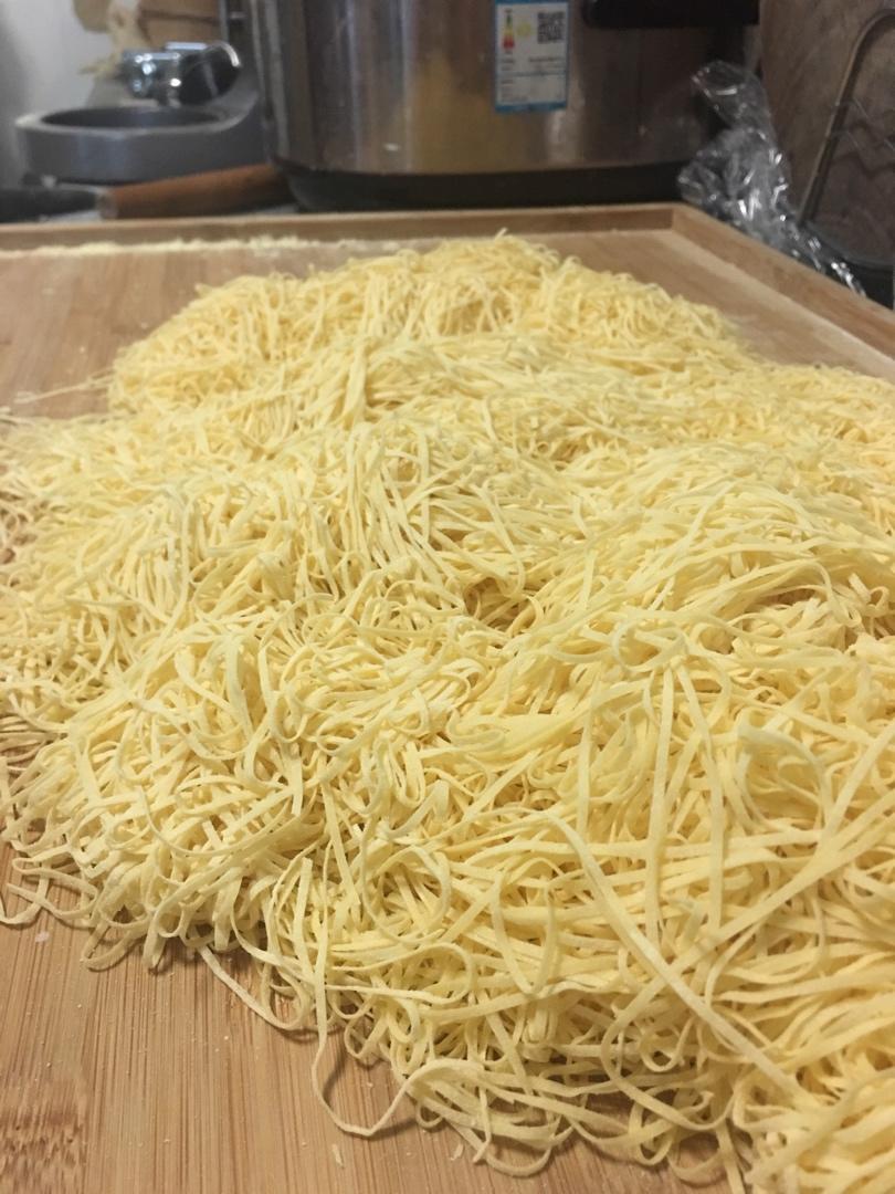 鸡蛋手擀面