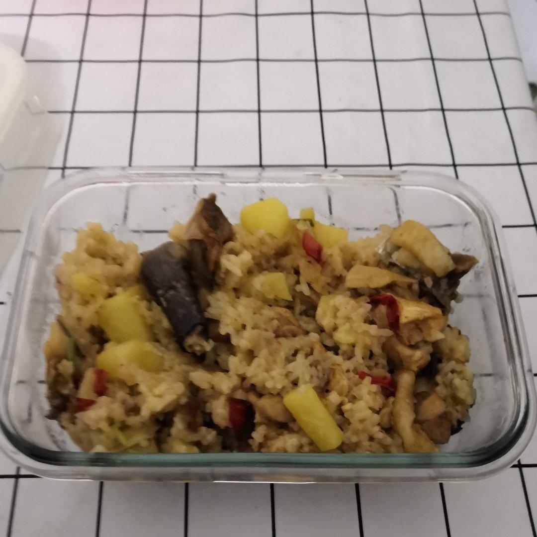 土豆焖鸡饭