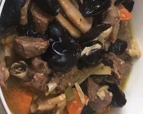 清炖鸭子的做法