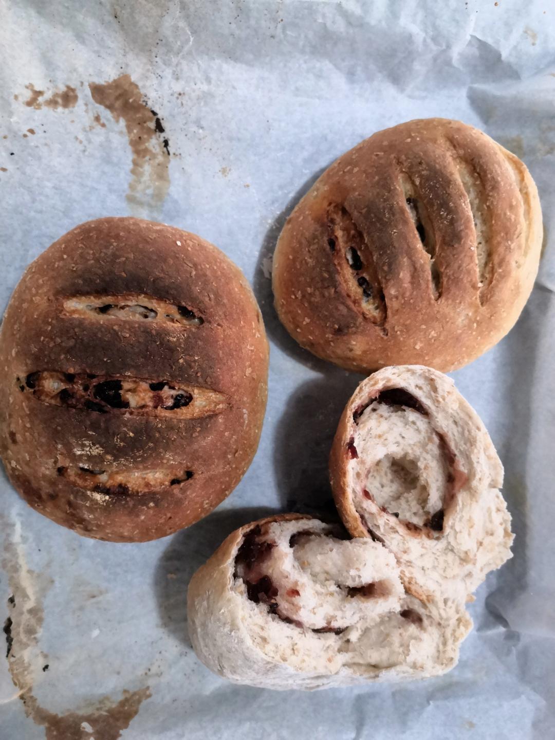 德国婆婆秘方·只多一料·香得上天的全麦核桃蔓越欧包