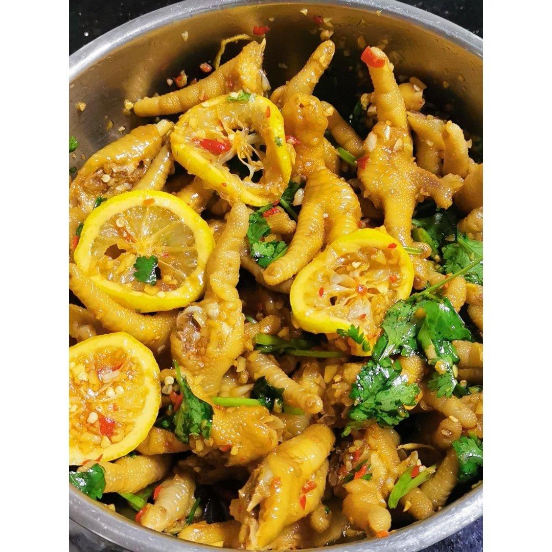 绝对不会后悔的酸辣鸡爪