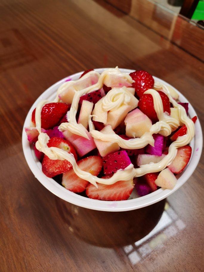 厨大侠gjh做的酸奶水果沙拉