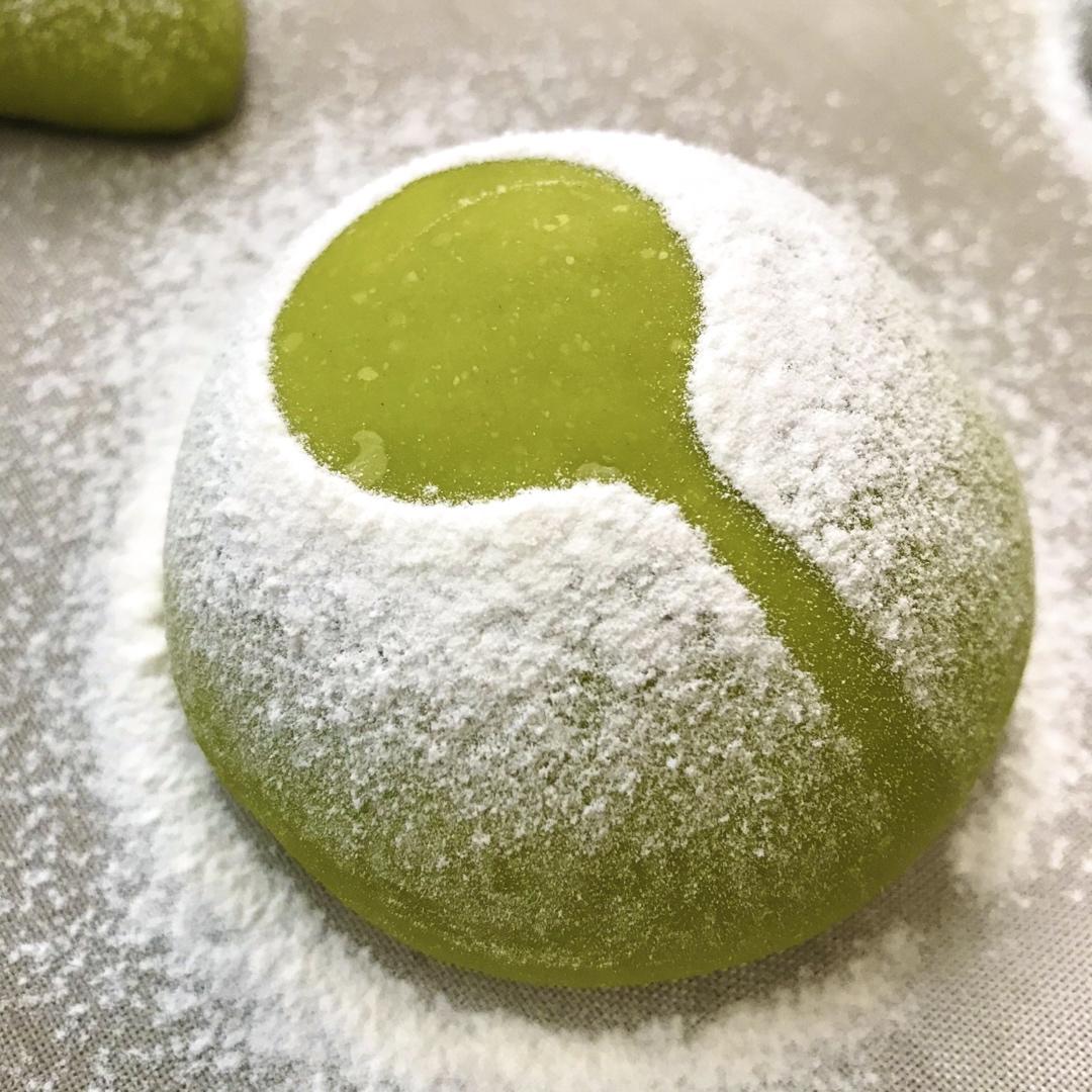 抹茶豆沙奶酪软欧包