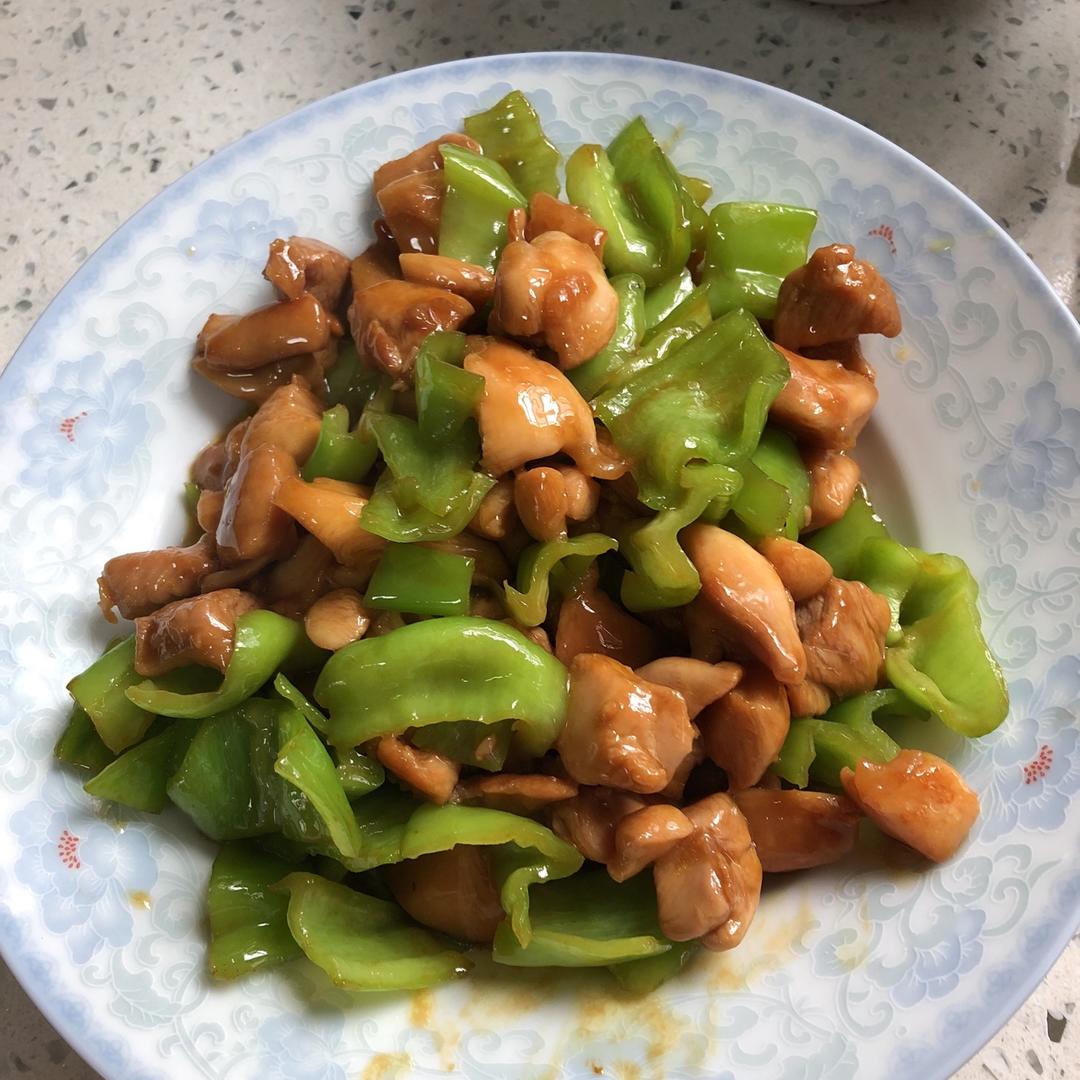 青椒炒鸡腿肉（大厨级别）