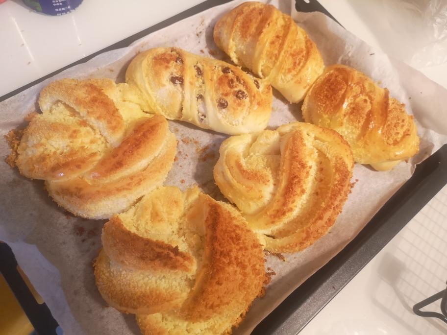 椰蓉面包的做法