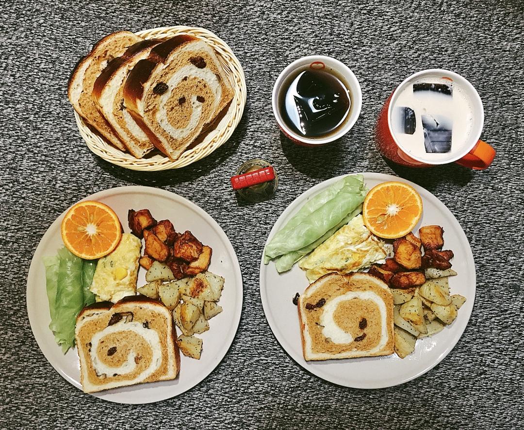雙色牛奶核桃吐司