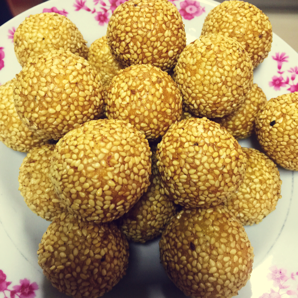 黄金球之一（南瓜芝麻球）