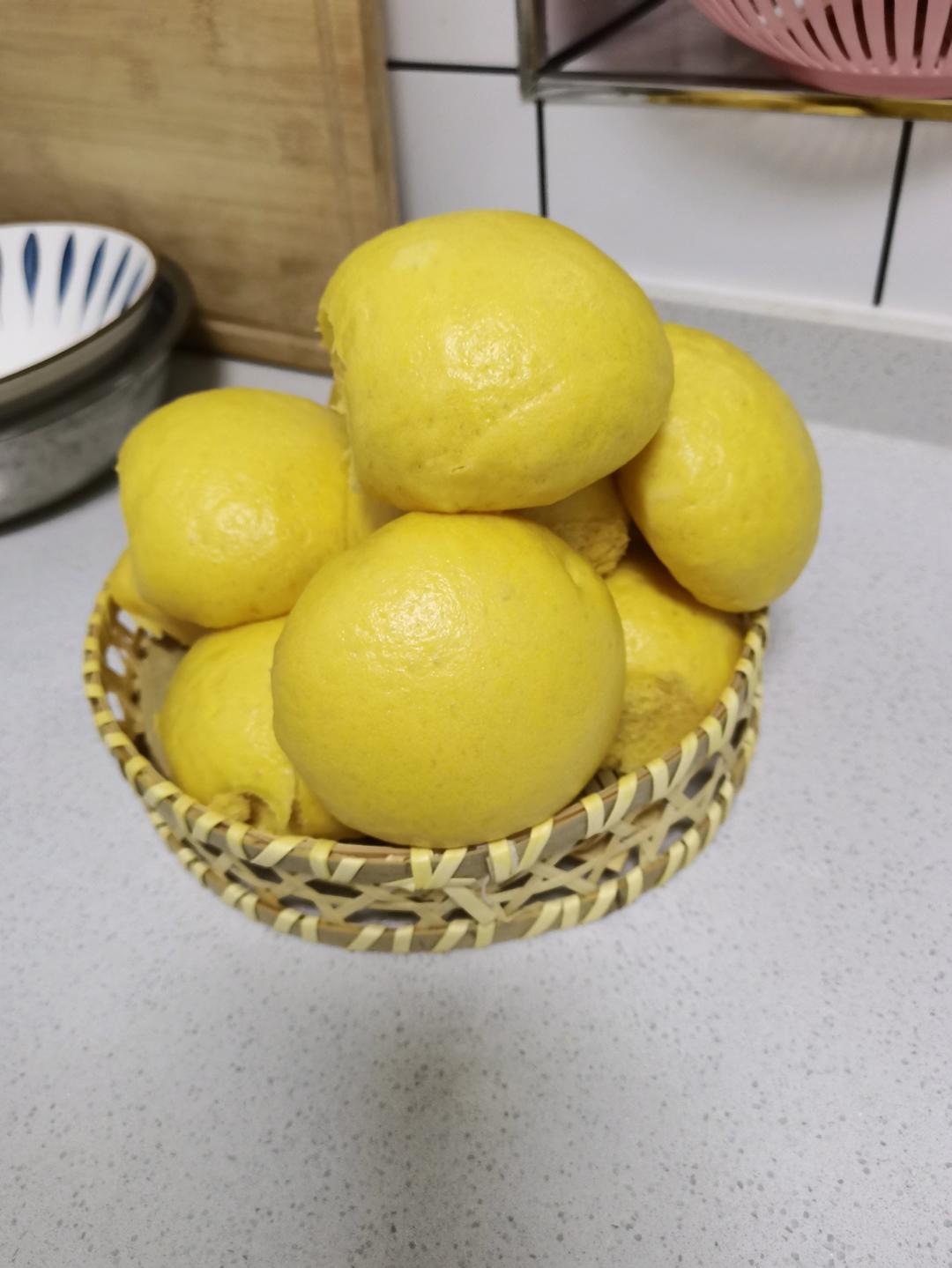 新手也可以--详解如何做出人见人爱、金黄的南瓜馒头