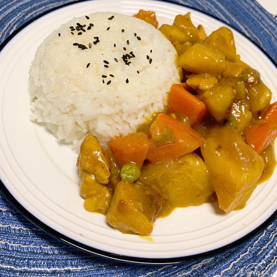 咖喱鸡肉饭
